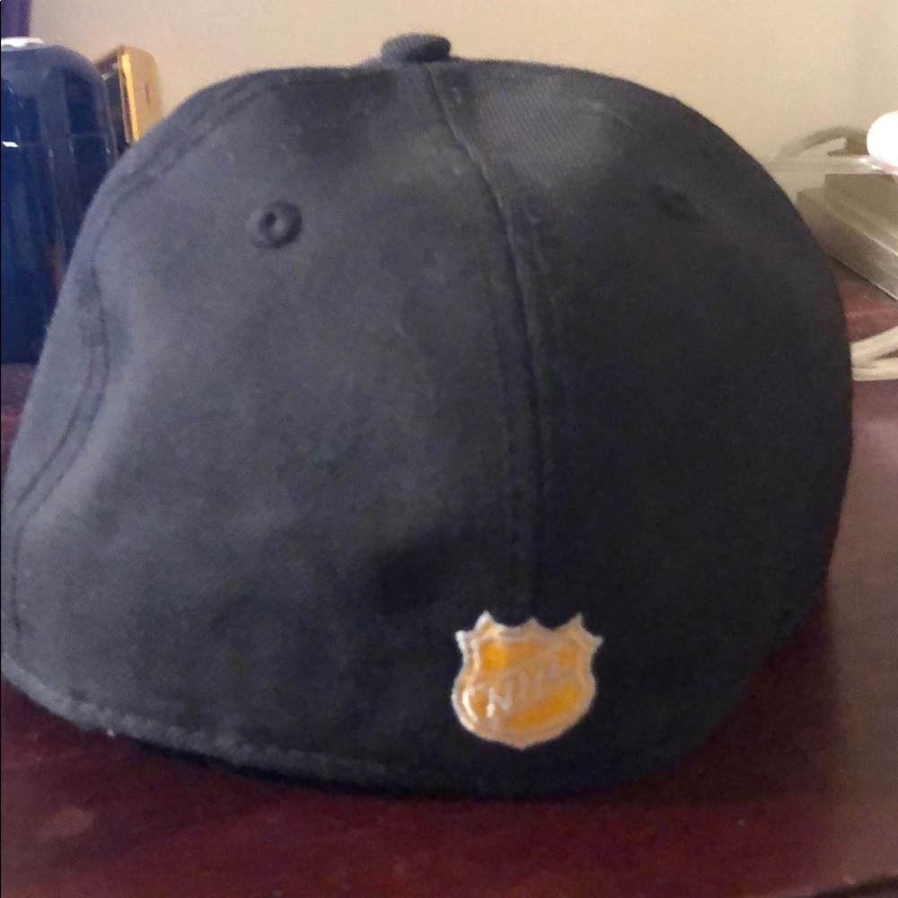 Hat - Picture 2 of 4